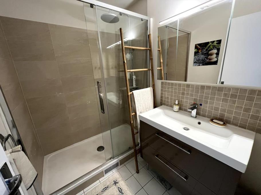 Superbe Appartement Avec Belle Vue Jardin Paryż Zewnętrze zdjęcie